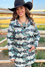 Load image into Gallery viewer, Maui Mountain Jacket