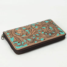 Load image into Gallery viewer, "Daisy Duke" Leather Wallet