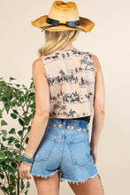 Load image into Gallery viewer, WESTERN PRINT BUTTON WOVEN VEST
