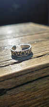Load image into Gallery viewer, Elko Stacker Ring
